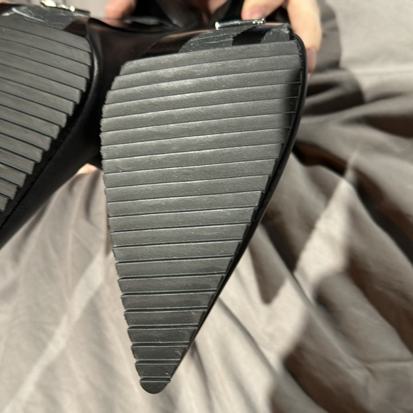 Michael Kors black pointy toed booties - Picture 5 of 6